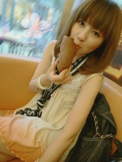 Description: http://fmn.rrimg.com/fmn055/20110707/1410/p_large_wB79_66a10001b7655c43.jpg