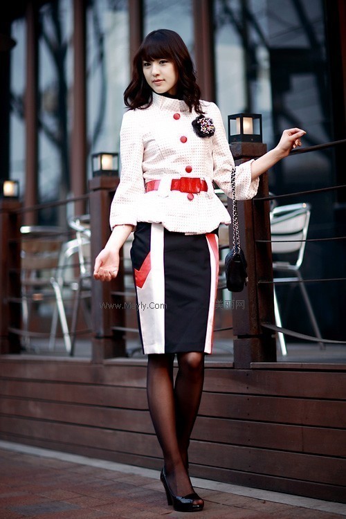 Description: http://fmn.rrimg.com/fmn042/20091208/1430/p_large_MJjB_33900002cbef2d0c.jpg